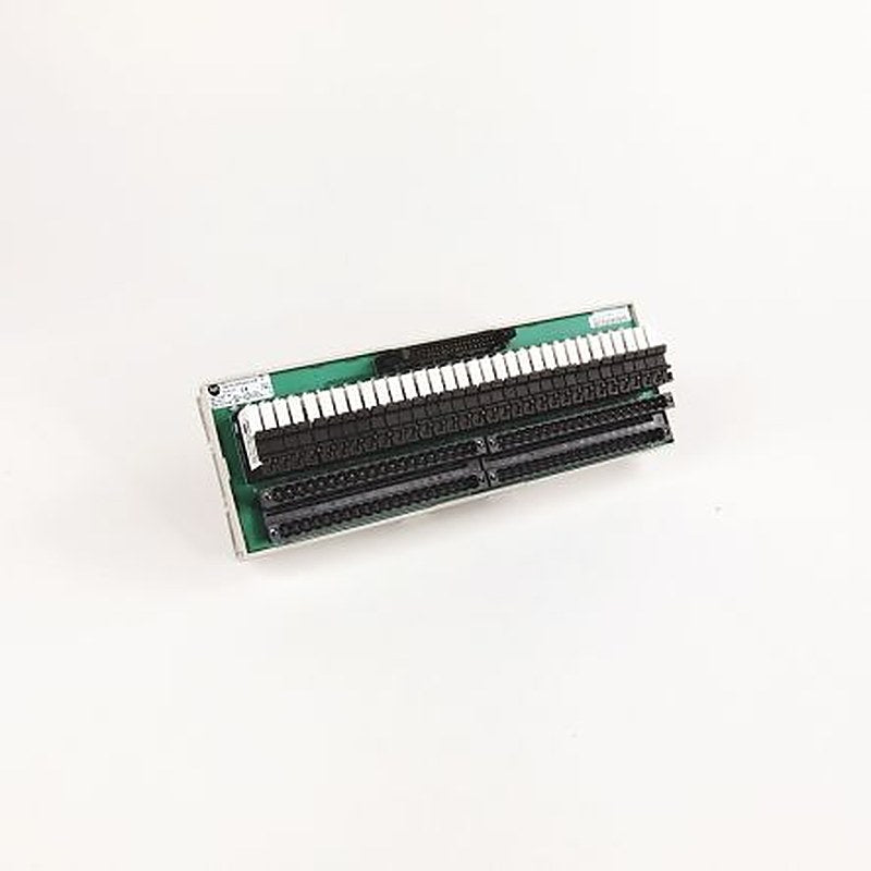 Allen Bradley 40-Contact Interface Module, D-Shell Connector, DIN Rail, 12A