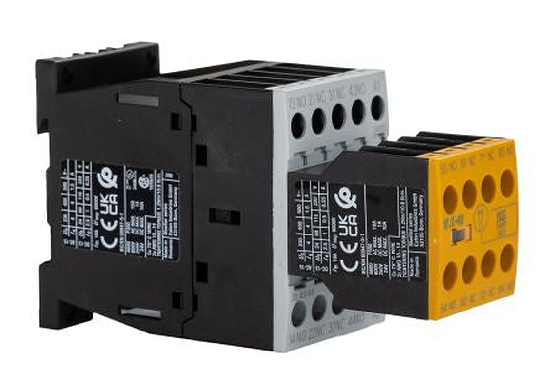 Eaton DILAS Contactor Relay, 24V dc Coil, 3-Pole, 4 A, 2.6 W 24V dc, 4 NO/4 NC, 415V ac