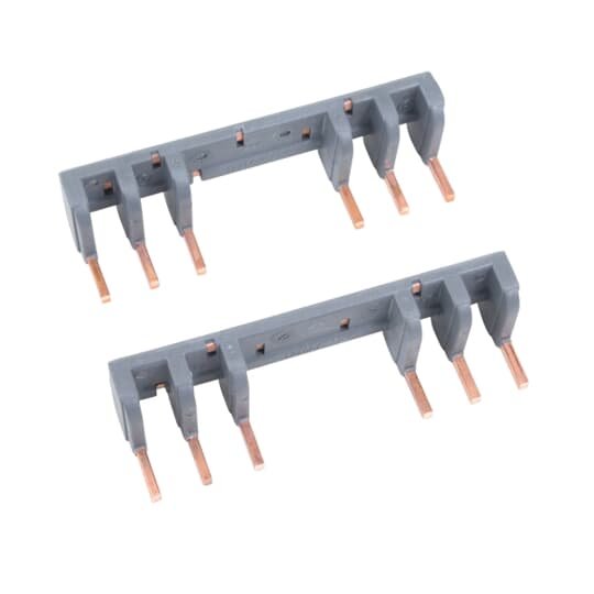 1SBN082411R1000 The ABB BER 40V connection set has screw terminals. It has 120 x 36.5 x 12 mm dimension