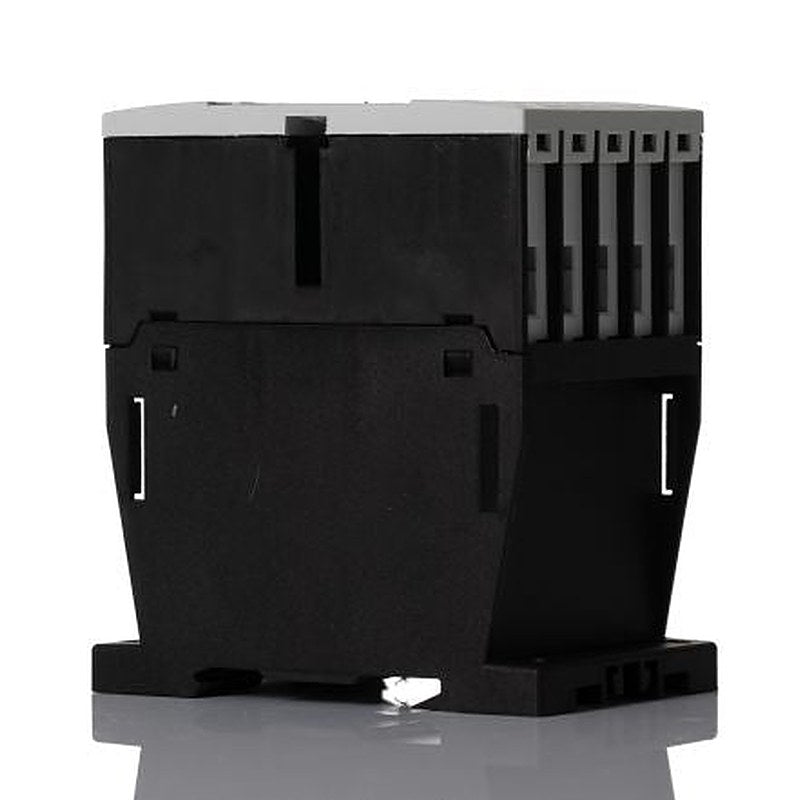 Eaton DILM Contactor, 24V ac Coil, 3-Pole, 15 A, 7.5 kW 24V ac, 3 NO, 400V ac