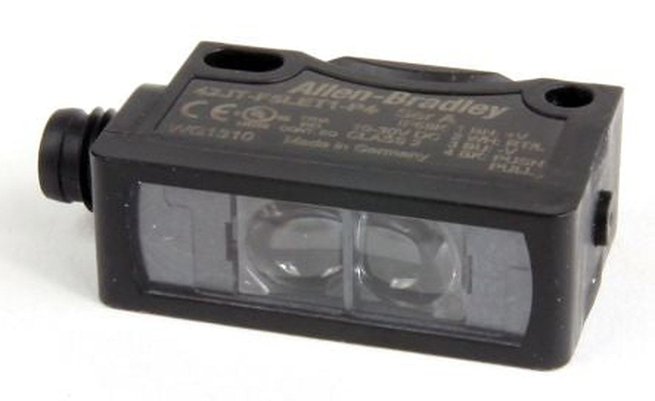 Allen Bradley Contrast Sensor White LED 12 mm, Push Pull, 25 mA IO-Link, IP69K, IP67 30V dc