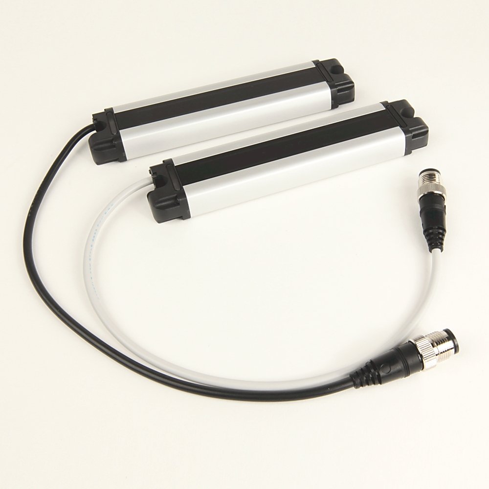 PHOTOSWITCH Photoelectric Sensor, 45AST Area Array, Sensing Height 100mm (3.9in), 800mm Sensing Distance, Source (PNP), 4-pin DC Micro QD on 152mm (6in) pigtail