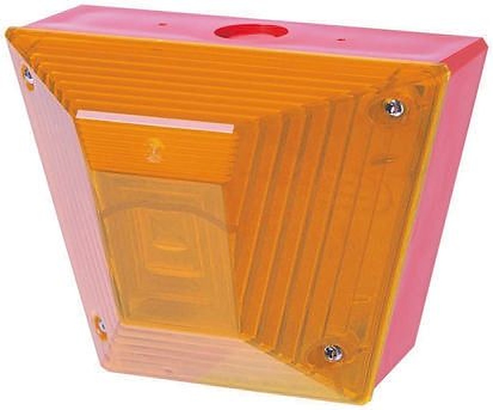 Eaton Asserta Series Amber Flashing Beacon 230V ac, Xenon Bulb Surface, IP66