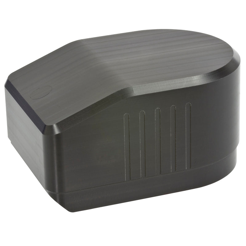 Solid state reference CUY52