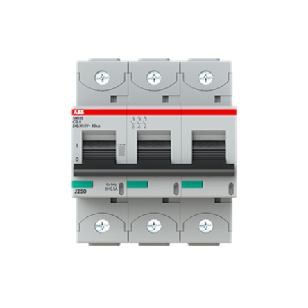 ABB S800 2CC Miniature Circuit Breaker, 3-Pole, 0.5A, Type C, 690V AC, 375 V DC, 40 kA Breaking Capacity