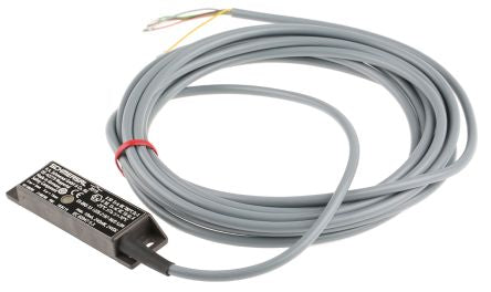 Schmersal BNS33 Series Magnetic Non-Contact Safety Switch, Plastic Housing, 24V dc, NO, NC, Cable