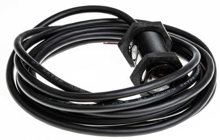 Omron Retroreflective Photoelectric Sensor, Cylindrical Sensor