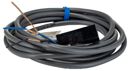 Omron TL-W5MC2 2M Block Inductive Proximity Sensor NPN TLW 30V 20 mm 30 V dc 100mA