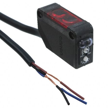 Omron Diffuse Reflective Photoelectric Sensor, Rectangular Sensor