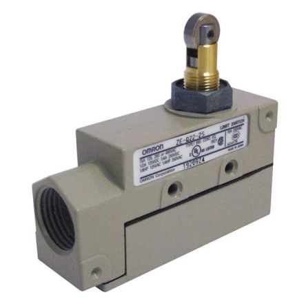 Omron Roller Plunger Limit Switch, SPDT, IP60, Metal Housing, 250V ac, 15A