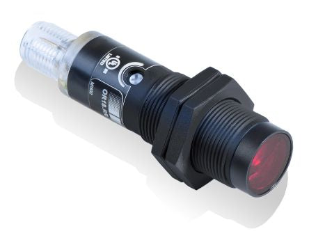 Baumer Retroreflective Photoelectric Sensor, Barrel Sensor