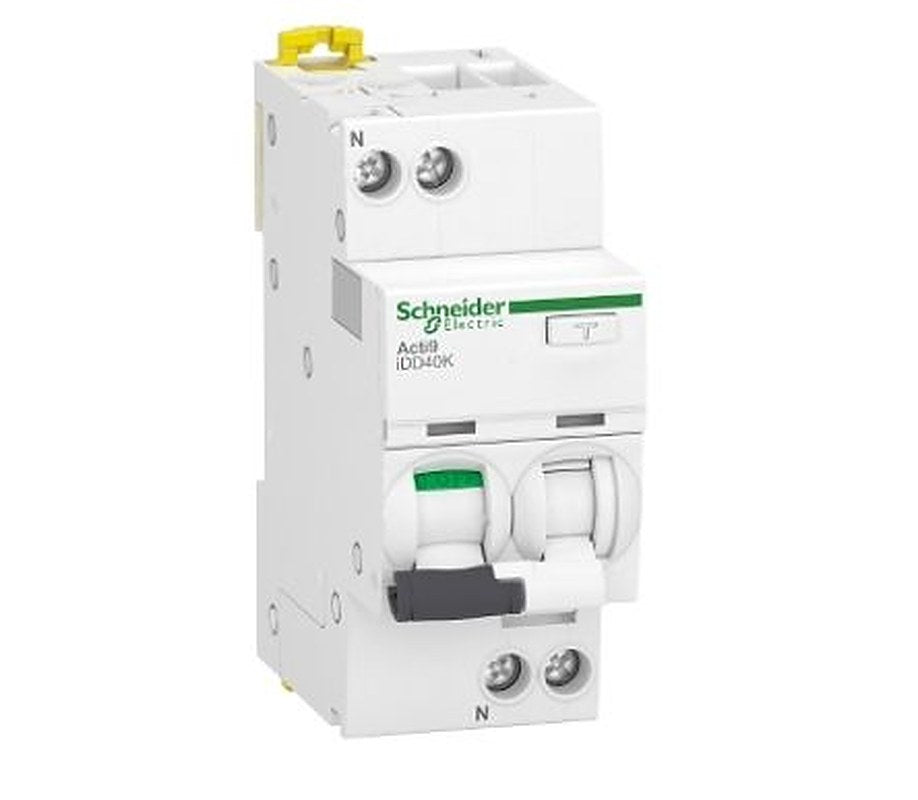 Schneider Electric Residual Current Circuit Breaker with Overload Protection, 40A Current Rating, 1-Pole, 30 mA Trip