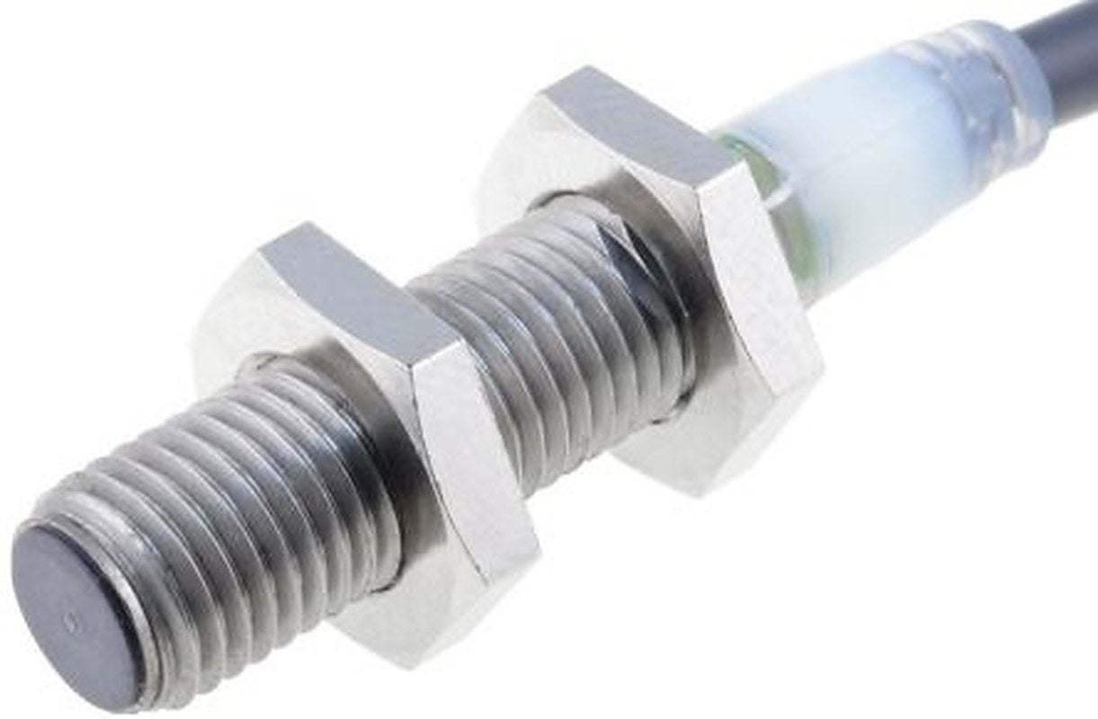 Omron E2A-S08KS01-WP-B1-TP 5M OMS Threaded Barrel Inductive Proximity Sensor, M8 PNP E2A 24V dc 1 mm 32 V dc 200mA