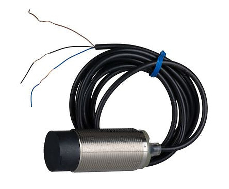 Omron E2B-M30LN30-WP-B1 2M Threaded Barrel Inductive Proximity Sensor, M30 PNP E2B 24V dc 30 mm 30 V dc 200mA