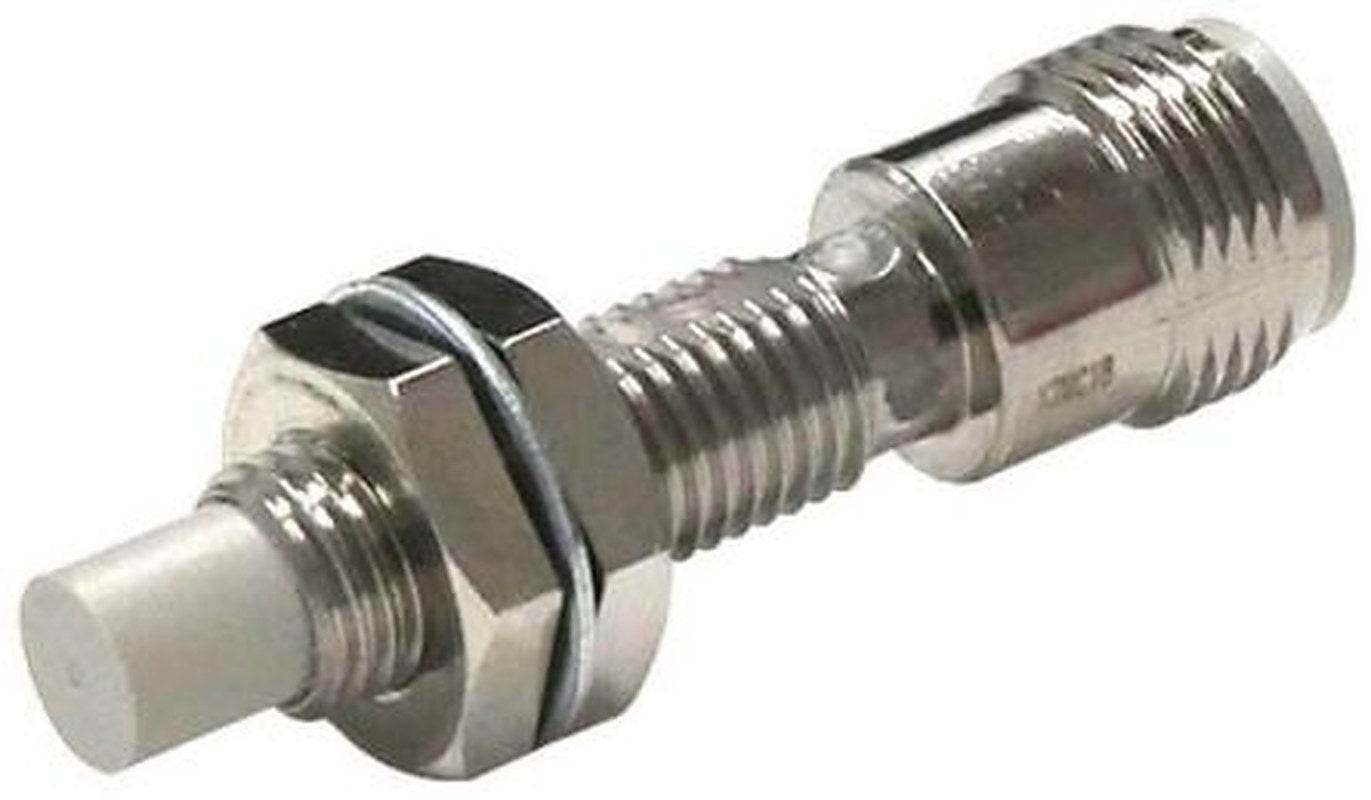 Omron E2E-X4MC18-M1 Threaded Barrel Inductive Proximity Sensor, M8 NPN E2E 30V dc 4 mm 30 V dc 200mA