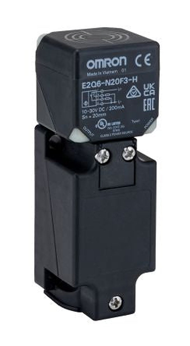 Omron E2Q6-N20F3-H Block Inductive Proximity Sensor, M20 x 1.5 PNP E2Q6 30V 30 mm 1000 V ac 30 V dc 200mA