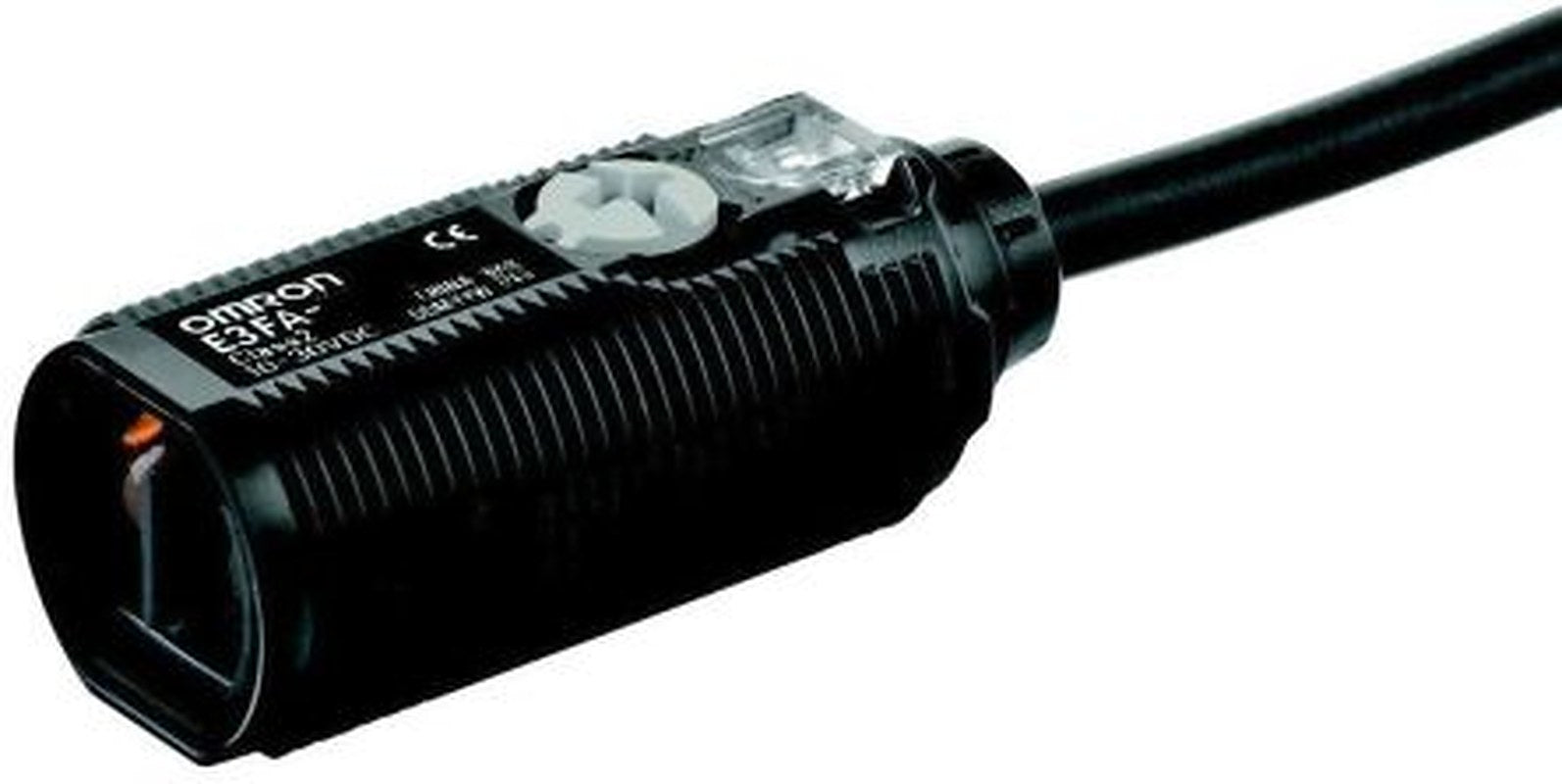 Omron Diffuse Photoelectric Sensor, Cylindrical Sensor