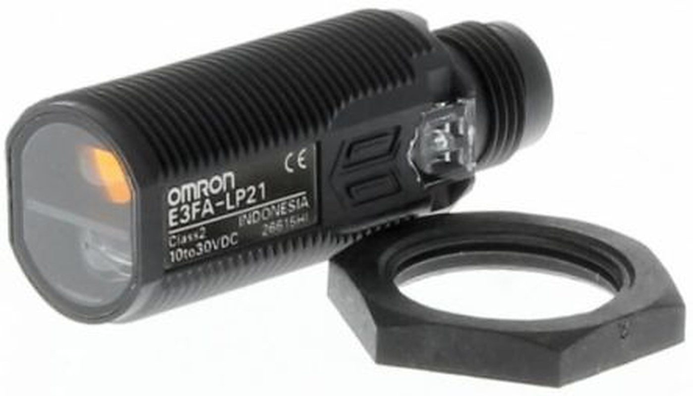 Omron Background Suppression Photoelectric Sensor, Cylindrical Sensor
