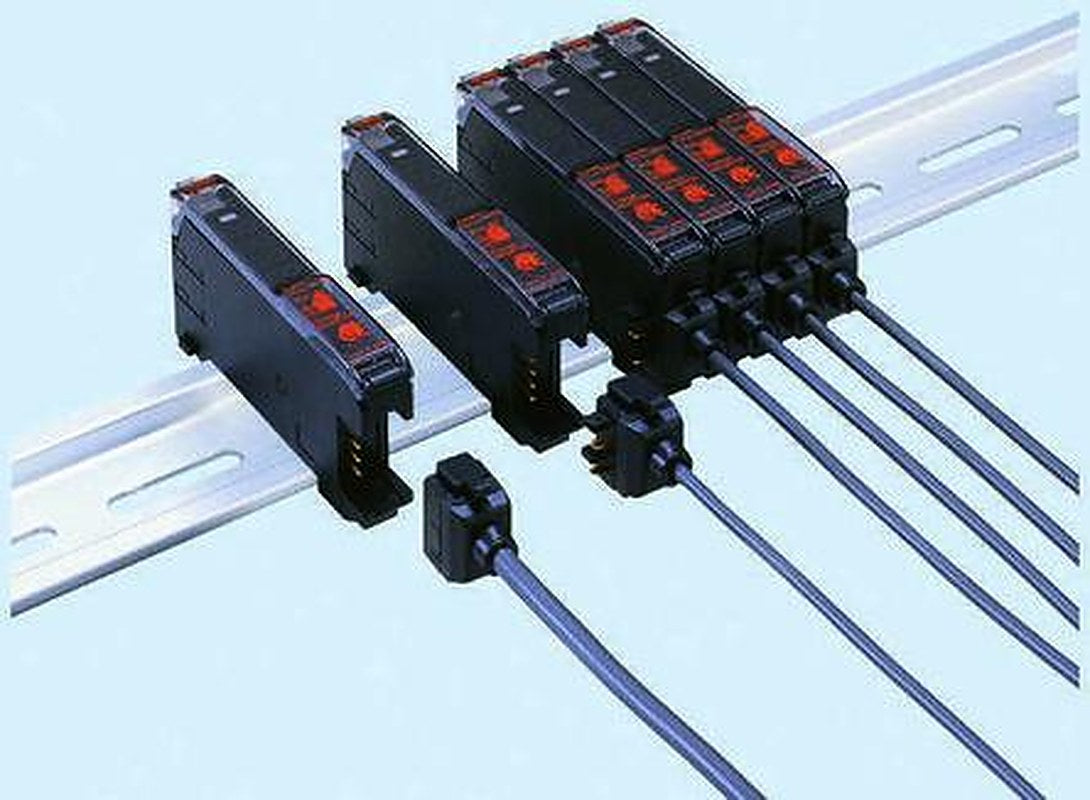 Omron, E3X-DA-N Series Connector for Use with E3X-DA-S Series, MDA Series, IEC 60529 IP66, IEC 60529 IP50 Standard