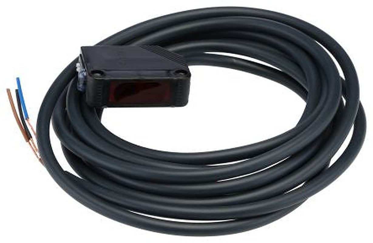Omron Diffuse Photoelectric Sensor, Rectangular Sensor