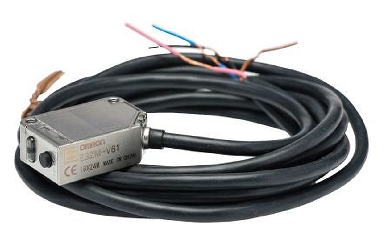 Omron Diffuse Photoelectric Sensor, Block Sensor
