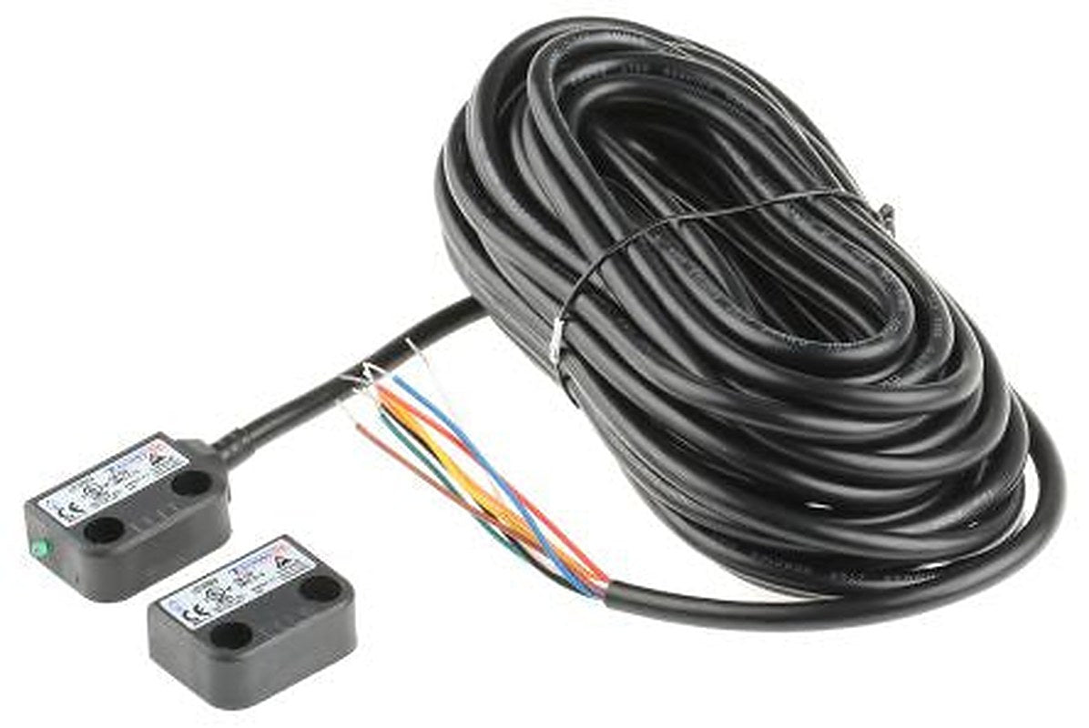 Omron F3S-TGR-N_C Series Magnetic Non-Contact Safety Switch, Plastic Housing, 24V dc, 2 NC, NO, 10 m Cable