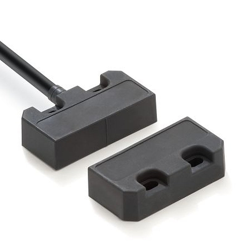 Omron F3S Series Magnetic Non-Contact Safety Switch, Plastic Housing, 1 NO/2 NC, 10 m Cable