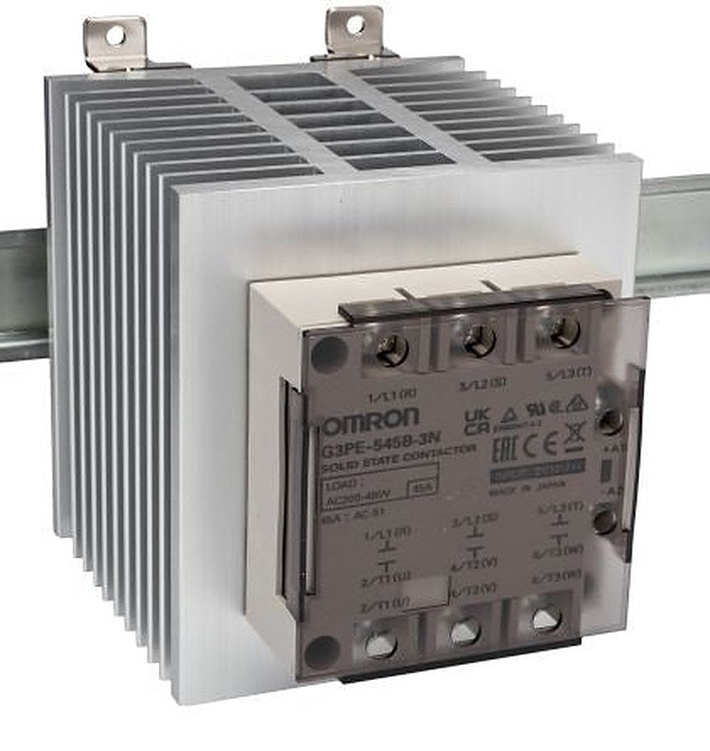 Omron G3PE Three Phase Series Solid State Relay, 45 A Load, DIN Rail Mount, 528 V ac Load, 24V dc Control