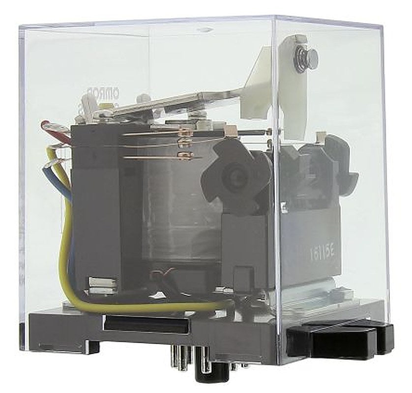 Omron Power Relay, 220V ac Coil, 5A Switching Current, DPDT