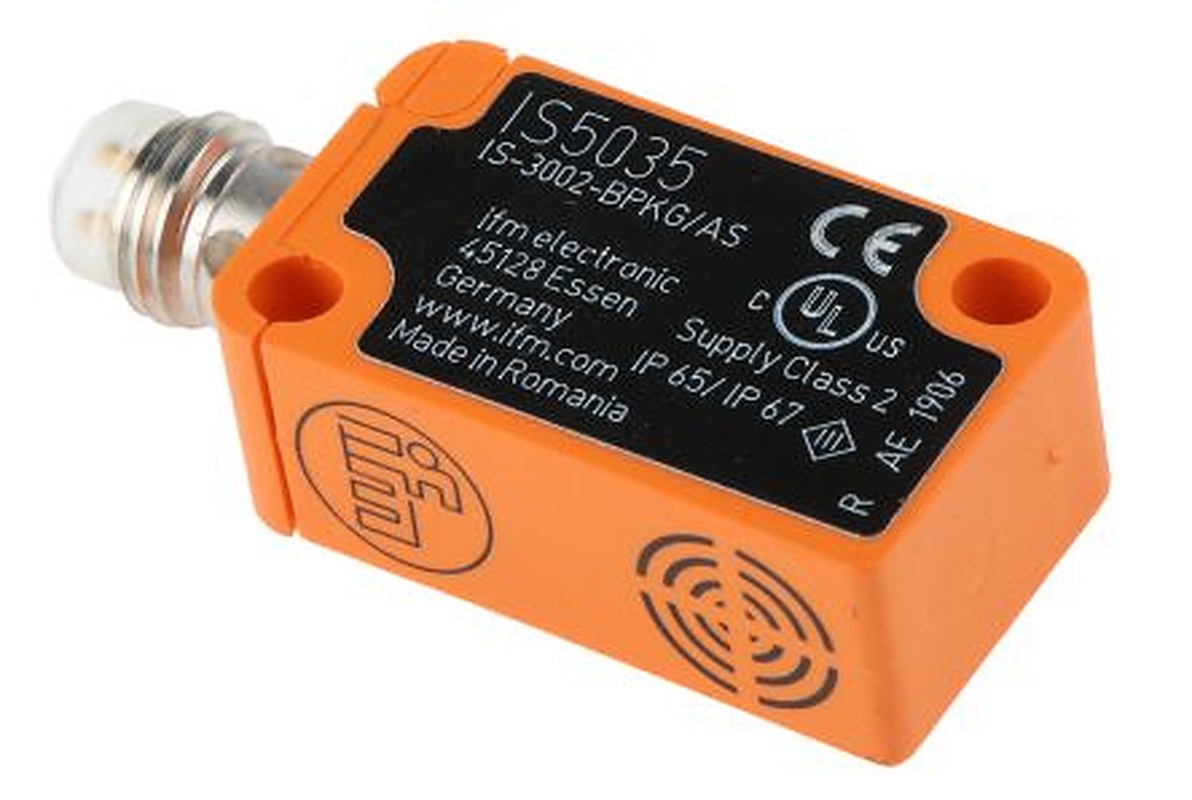 ifm electronic IS5035 Block Inductive Proximity Sensor, M8 PNP IS-3002-BPOG/AS-510 36V 2 mm 36 V dc 200mA