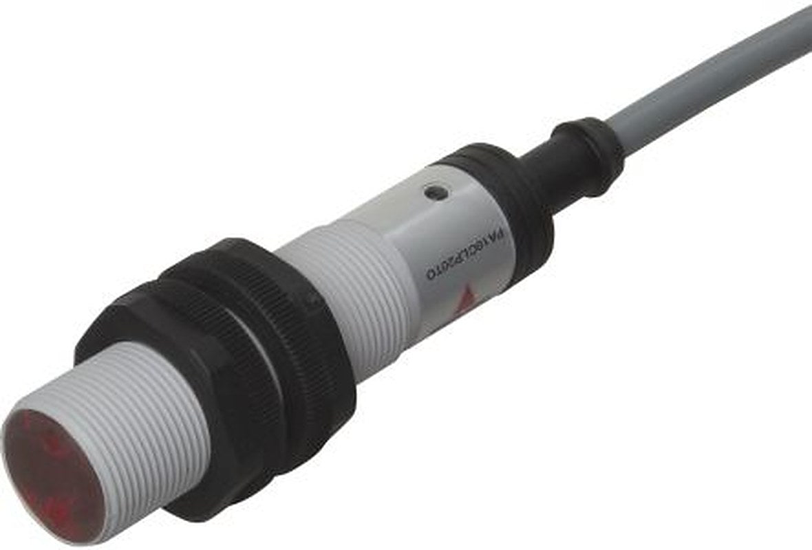 Carlo Gavazzi Polarised Retroreflective Photoelectric Sensor, Barrel Sensor