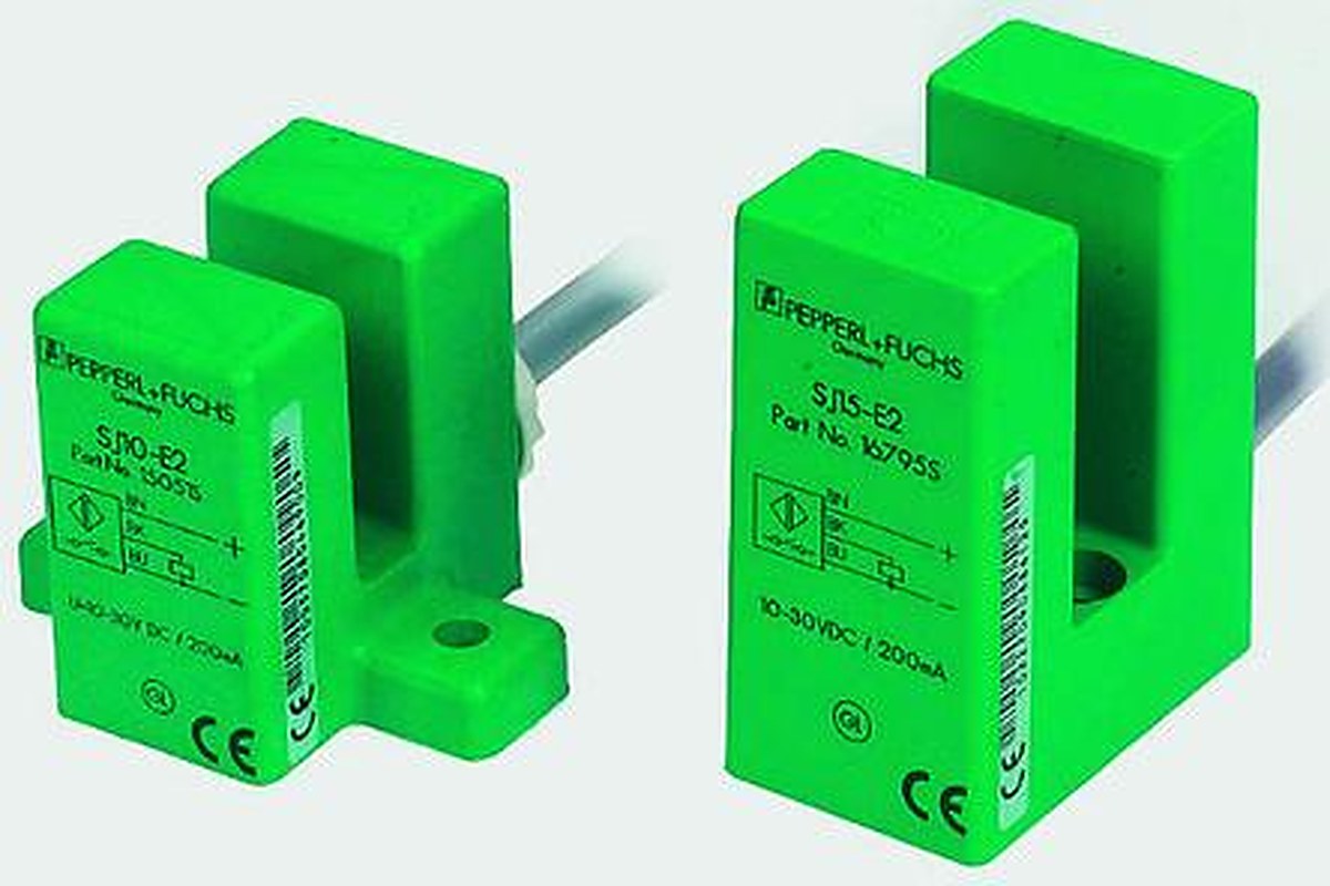 Pepperl + Fuchs SJ15-WS Slot Inductive Proximity Sensor NPN 3V ac 20.5 mm 253 V ac 30 V dc 500mA