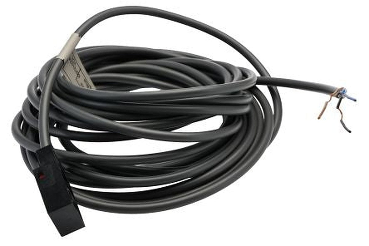Omron TL-W5MB1 5M Block Inductive Proximity Sensor PNP TLW 24V 5 mm 24 V dc 200mA