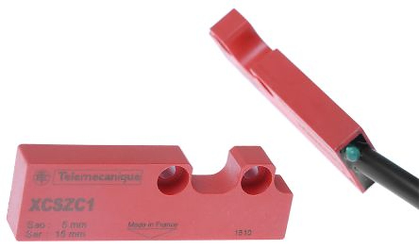 Telemecanique Sensors XCS-DMC Series Magnetic Non-Contact Safety Switch, Plastic Housing, 100V dc, 2 NC, Cable