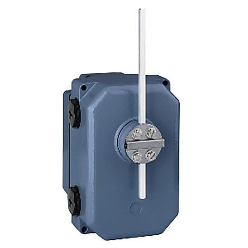 Telemecanique Sensors OsiSense XC Series Restricted By A Pad lockable Device, Manual Latching Limit Switch, IP54,
