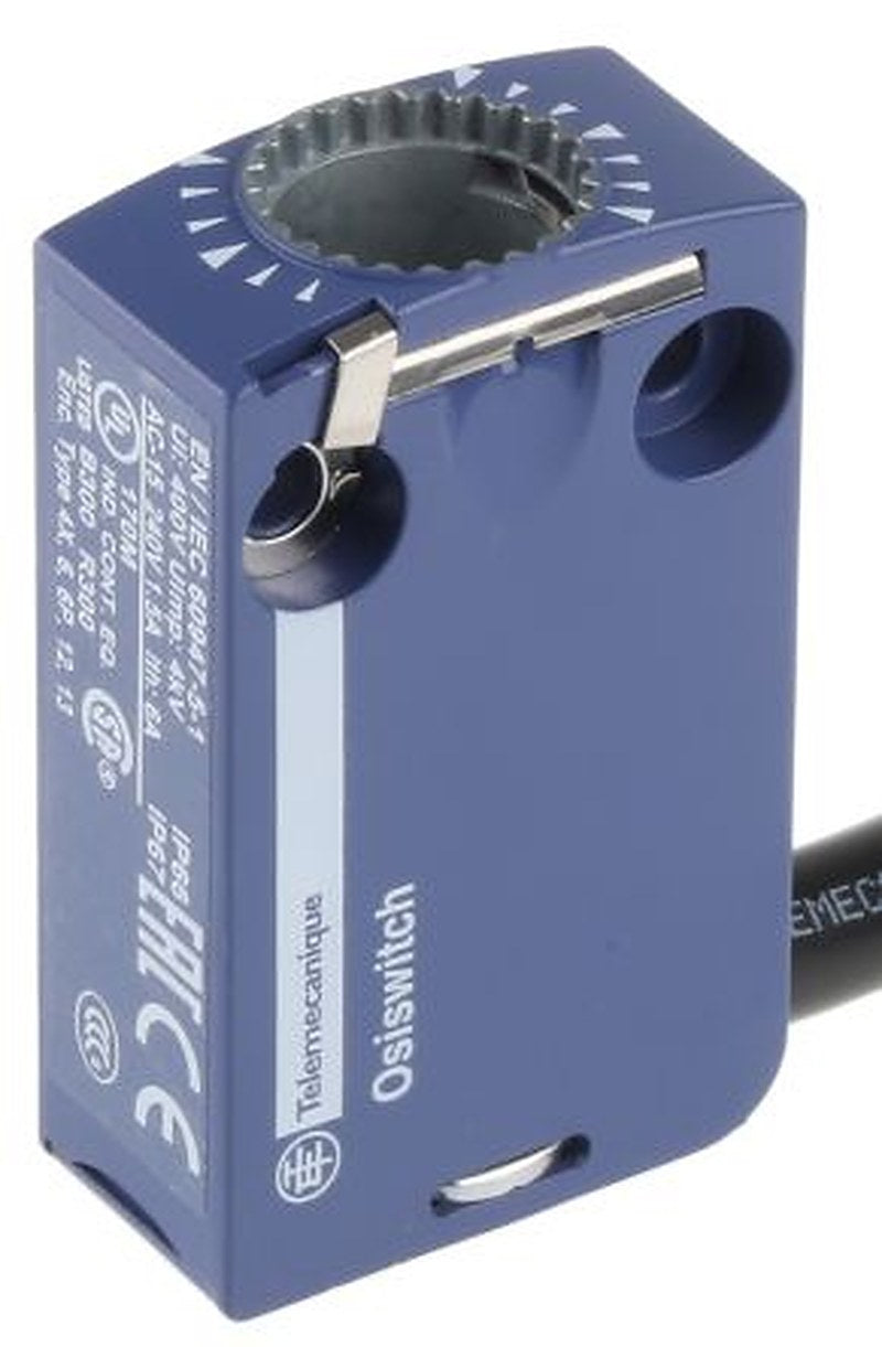 Telemecanique Sensors OsiSense XC Series Limit Switch, 1 NO/1 NC, IP66, Zinc Alloy Housing, 240V
