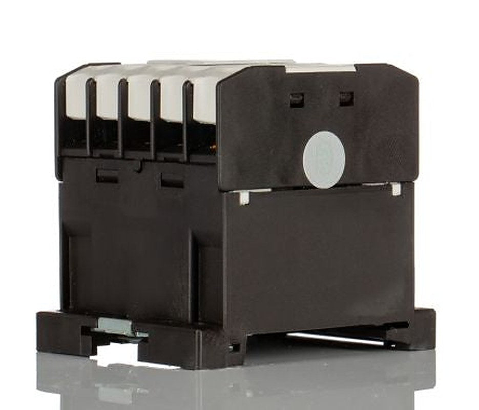 Eaton DILEM Contactor, 400V ac Coil, 3-Pole, 9 A, 4 kW 400V ac, 3 NO, 400V ac