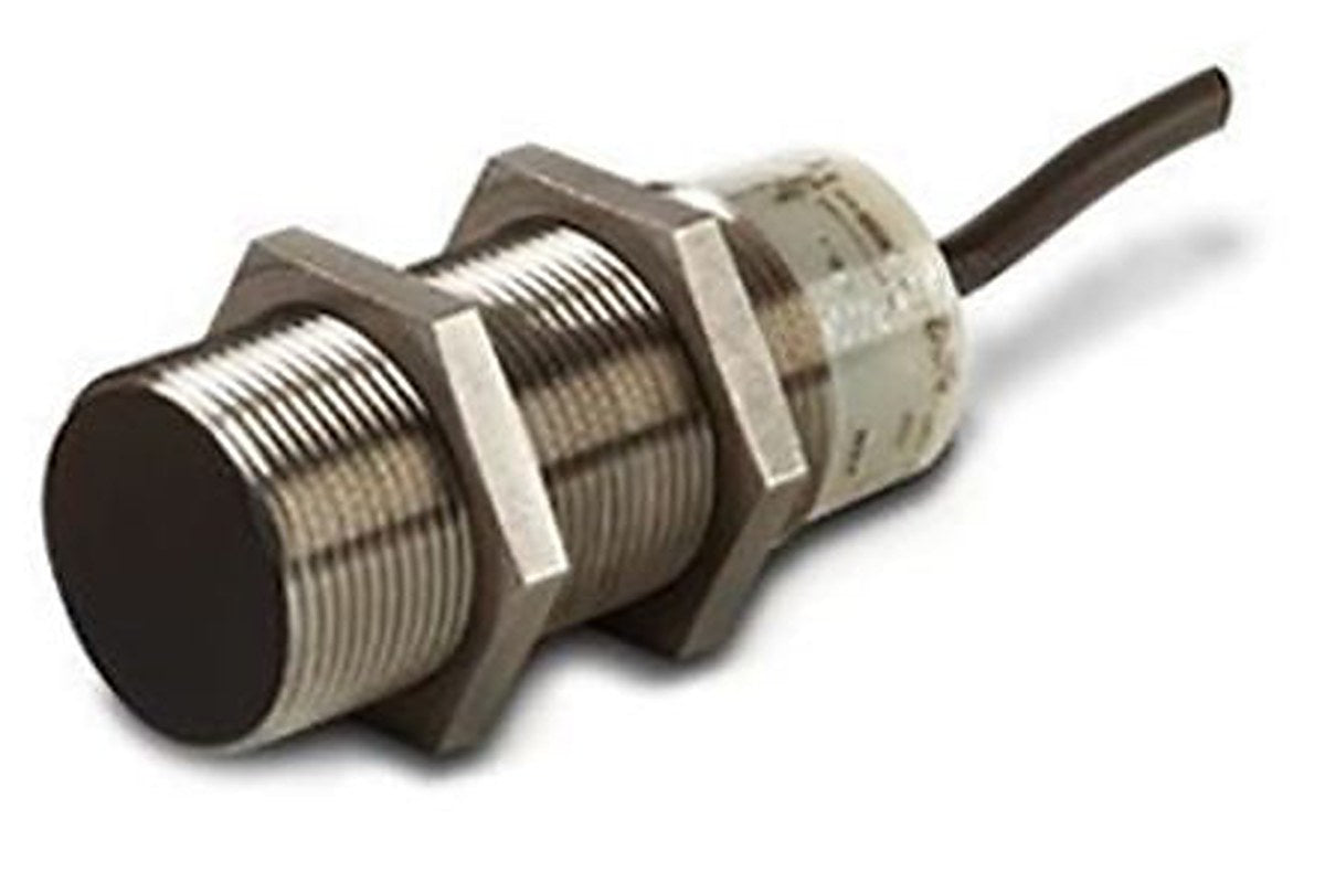 Eaton 136018 E57LAL30A2 Threaded Barrel Inductive Proximity Sensor, M30 2-Wire E57 Premium 250V 22 mm 250 V ac 250 V dc