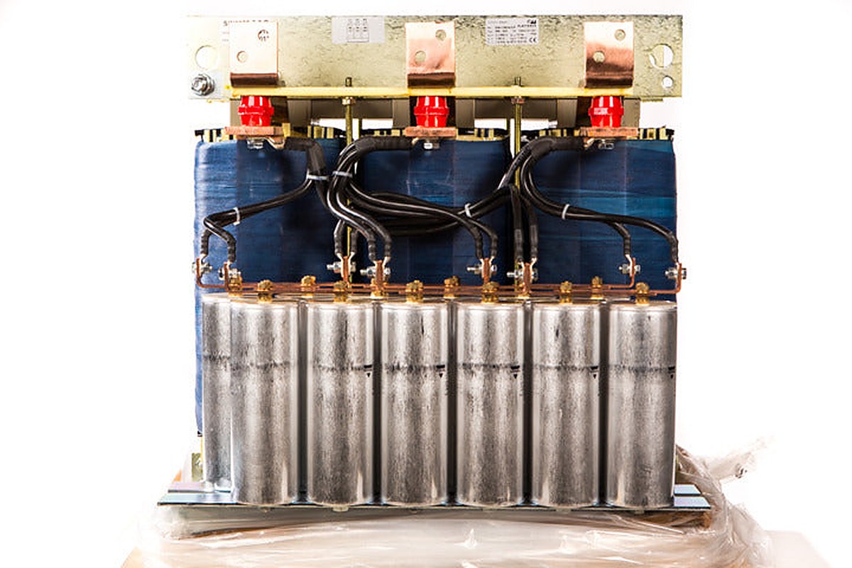 Danfoss 141F1376 - SIN-1180-6-0-P,SINE-filt 1180A 690V IP00