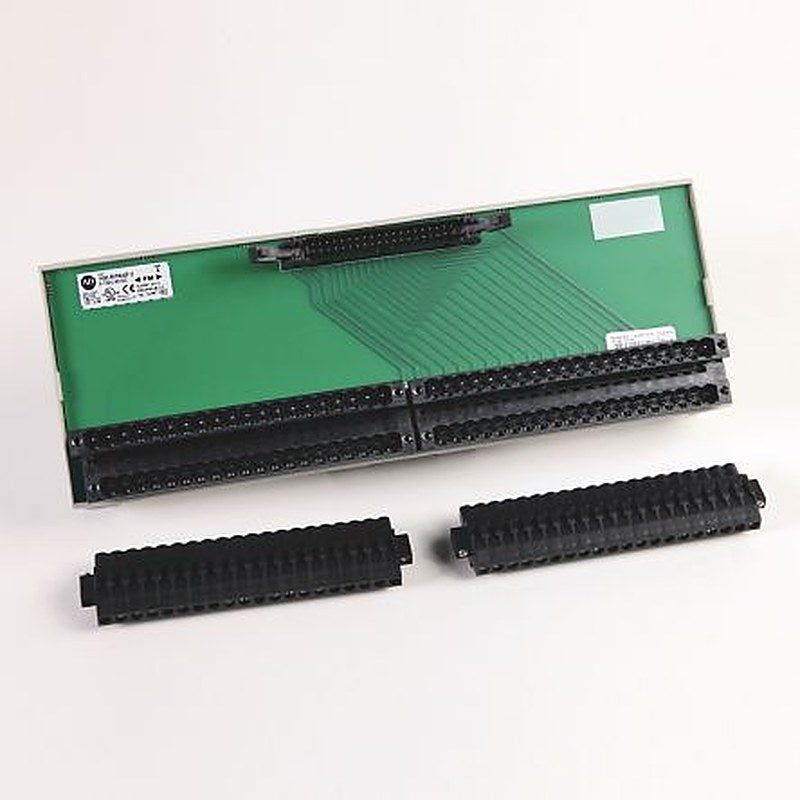 Allen Bradley 1492 Series 40-Contact Female Interface Module, D-Shell Connector, DIN Rail, 12A