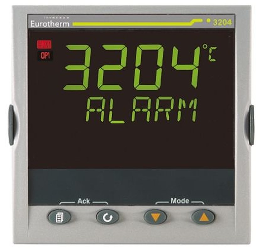 Eurotherm 3200 Panel PID Temperature Controller, 4 Output Relay 264V ac On-Off