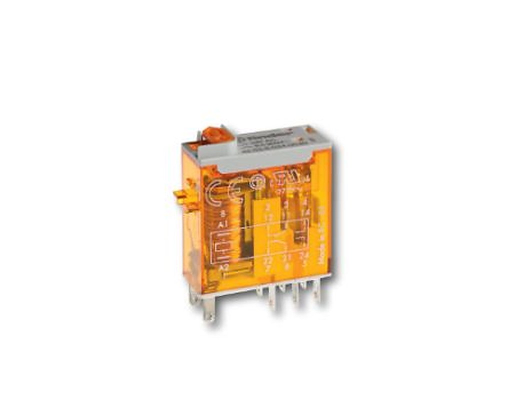 Finder Plug-in Power Relay, 24V dc Coil, 8A Switching Current