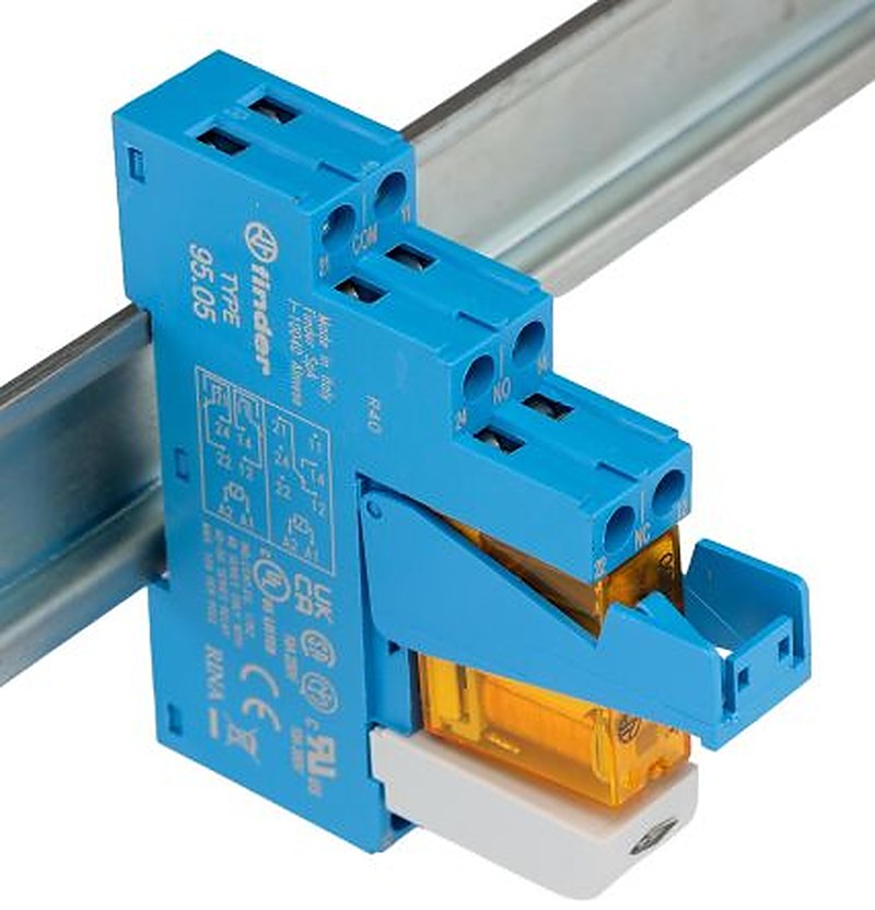 Finder 48 Series Electromechanical Interface Relay, DIN Rail, 110V Coil, SPDT