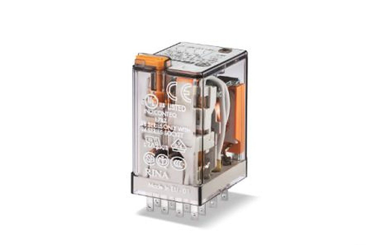 Finder Plug-in Relay, 24V dc Coil, 7A Switching Current