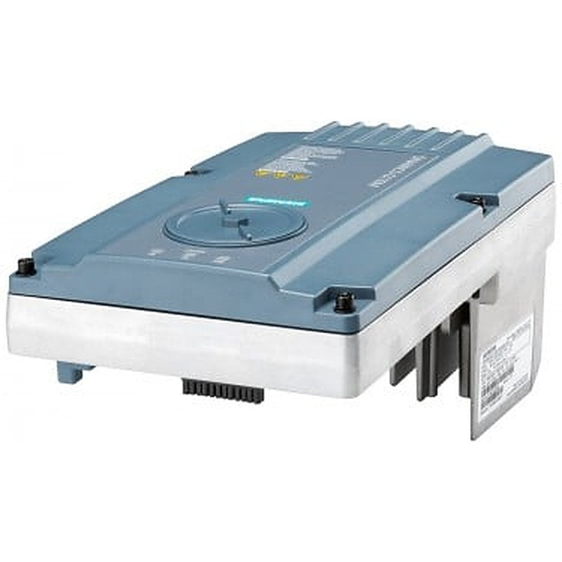 SINAMICS G110M Power Module PM240M with integrated Class A filter Degree of protection IP65 380-480 V 3 AC+10/-10% 47-63Hz Power high overload: 1.1 kW at 200% 3s, 150% 57S, 100% 240S SD/MMC card slot Ambient temperature -10 to +55 °C 135x 161x 270 (HxWxD), FSA without Control Unit