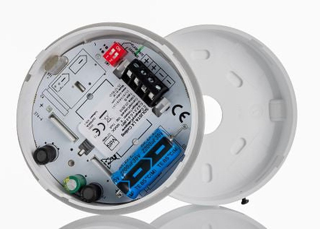 Eaton Solista LX Ceiling Series Red Flashing Beacon 60V dc, LED Bulb Wall, IP65, IP33C