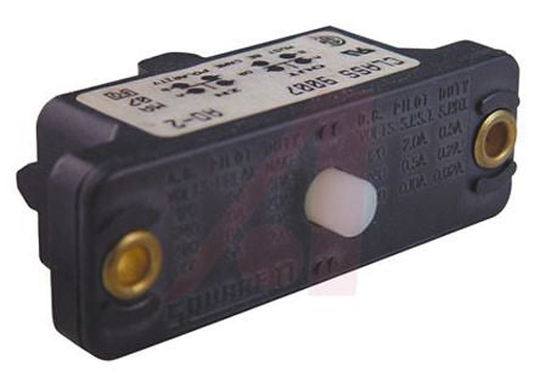 Telemecanique Sensors 9007 Series Plunger Limit Switch, 2 NO/2 NC, IP20, Plastic Housing, 600V ac, 10A