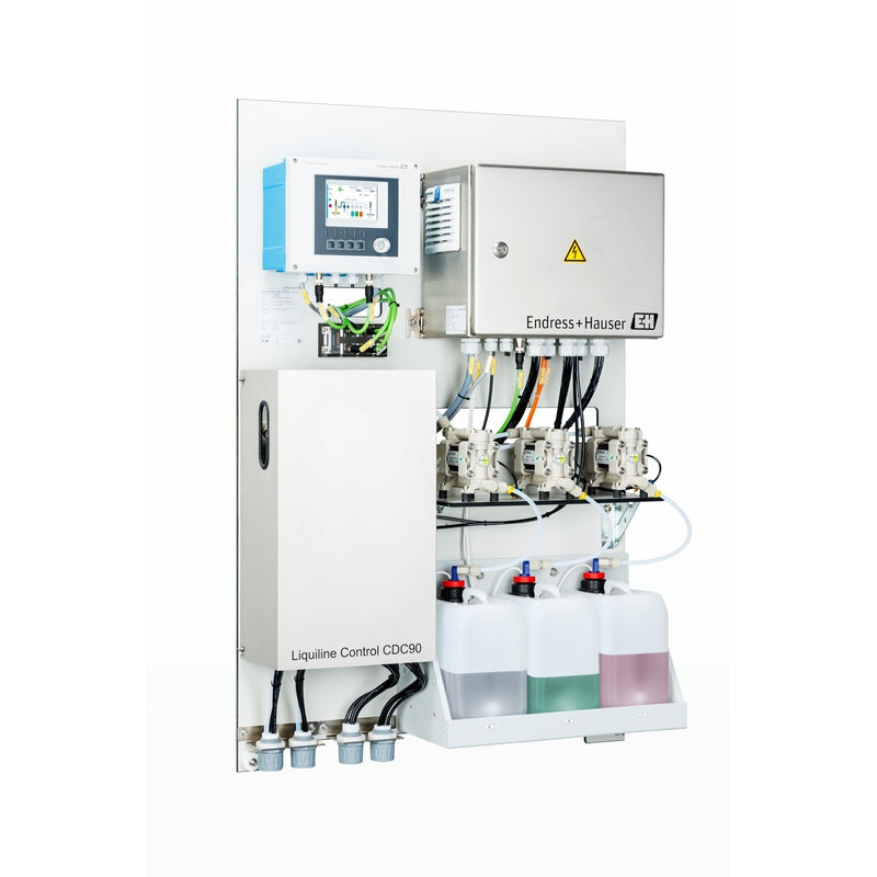 Cleaning and calibration system Liquiline Control CDC90