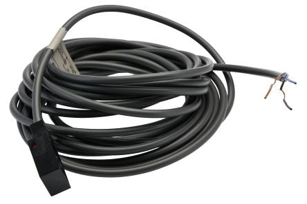 Omron TL-W5MB1 5M Block Inductive Proximity Sensor PNP TLW 24V 5 mm 24 V dc 200mA