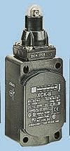 Telemecanique Sensors OsiSense XC Series Roller Plunger Limit Switch, 1 NO/1 NC, IP65, Plastic Housing, 240V ac, 3A